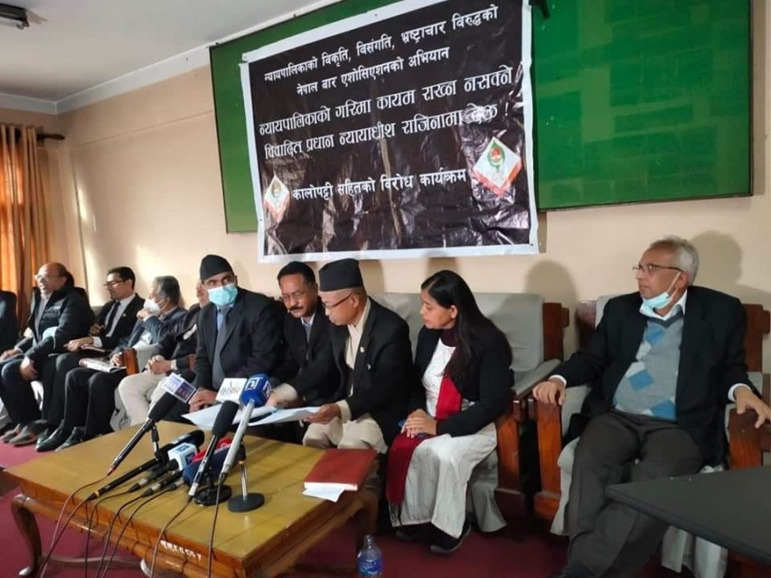 प्रधानन्यायाधीशले गोला तान्न नमिल्ने, वेञ्च सेयर गरे बहिष्कार गर्ने बारको चेतावनी